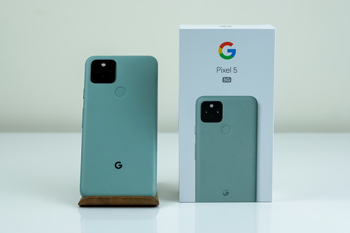 Google Pixel 5 vs OnePlus 8T